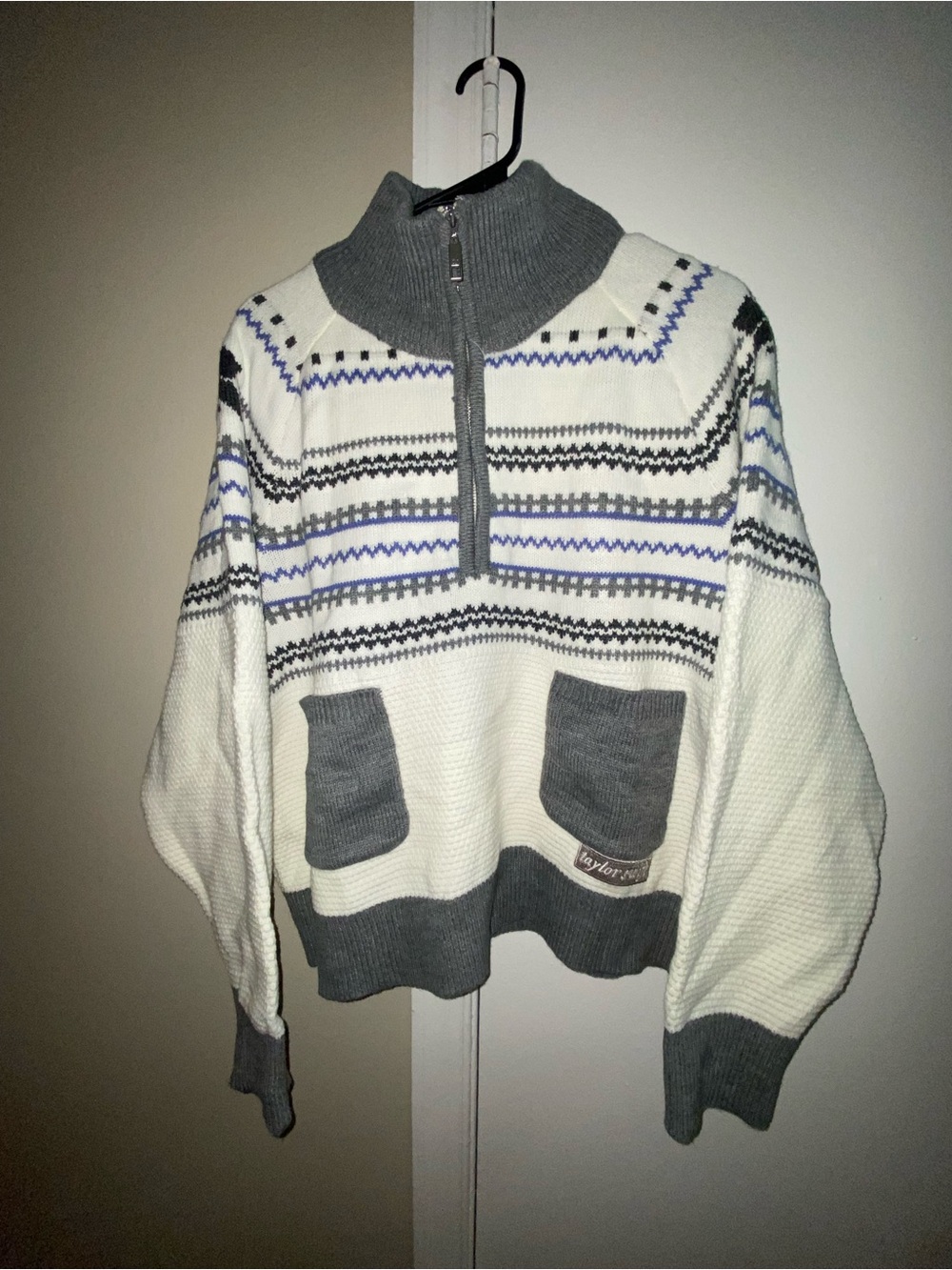 ✨ Taylor Swift Official Folklore Album Quarter Zip Up Sweater Large✨